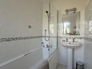 Photo 19- click for photo gallery